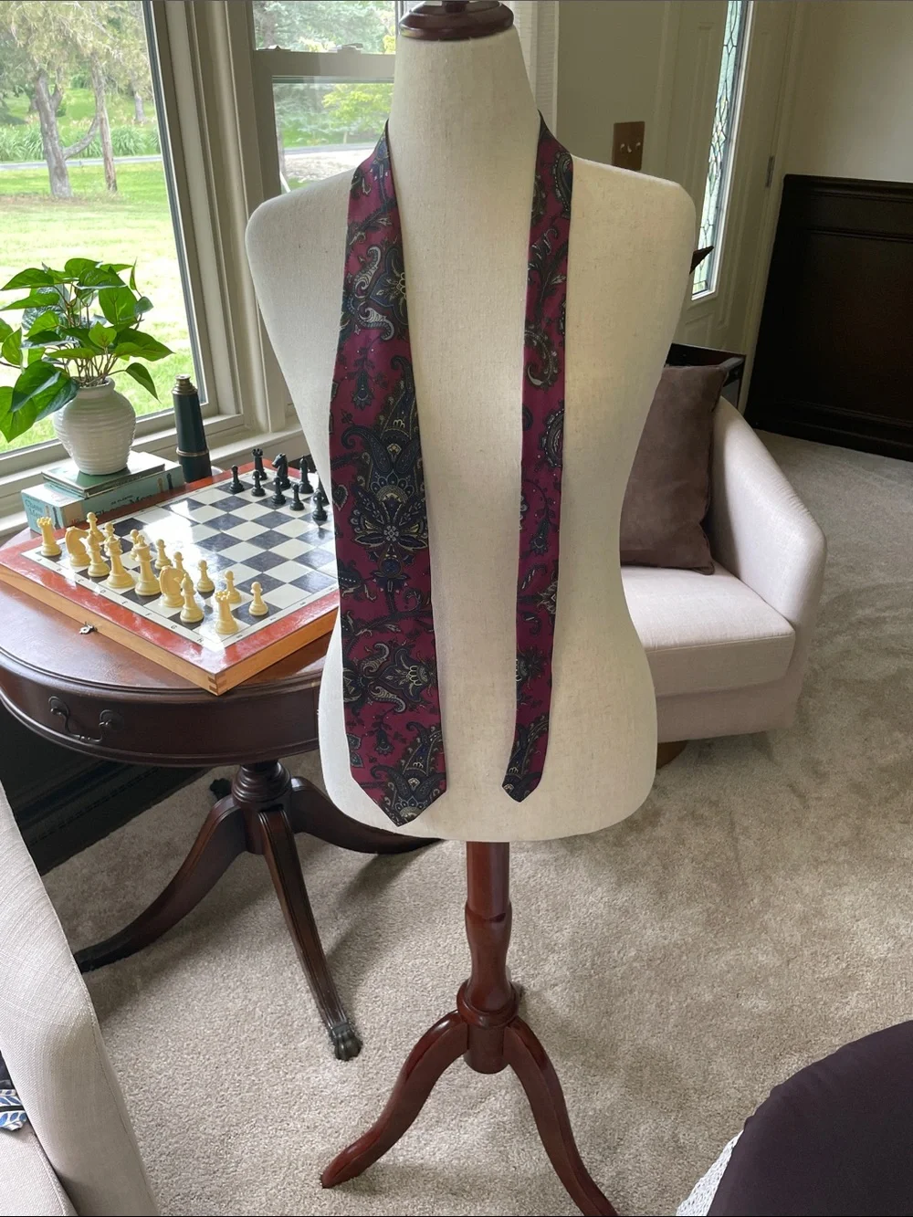 Hastings Bay Classic Burgundy Paisley Tie.